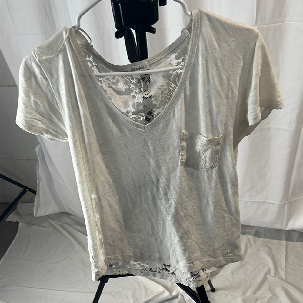 Aeropostale White Asymmetrical Cut Out Short Sleeve T-Shirt